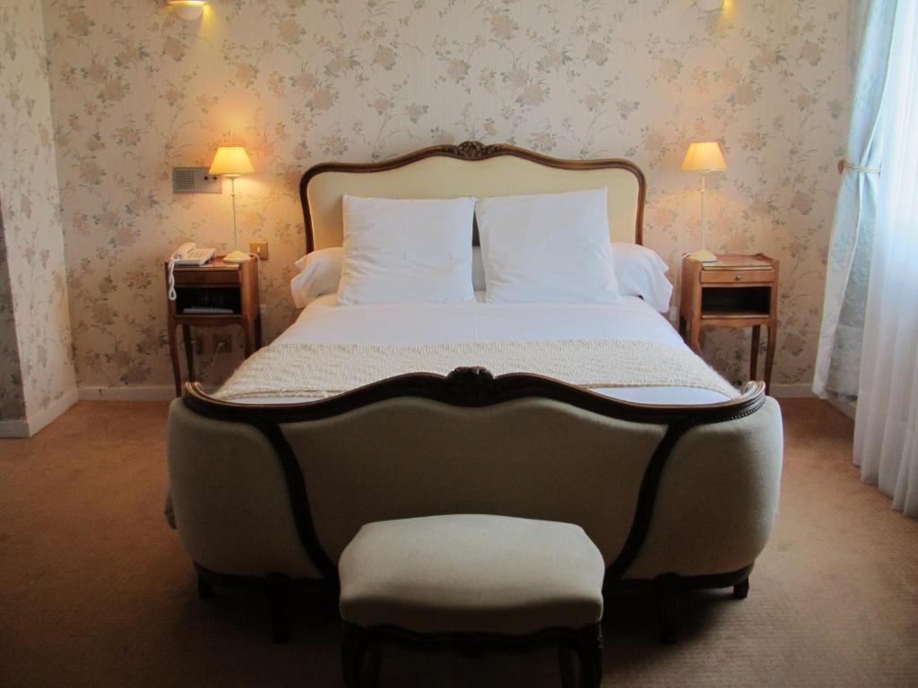Chateau Beau Jardin Hotell Gaillan-en-Médoc Rum bild